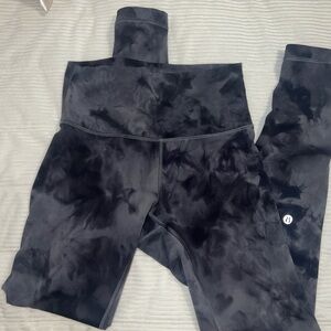 Wunder Train High-Rise Tight 28"